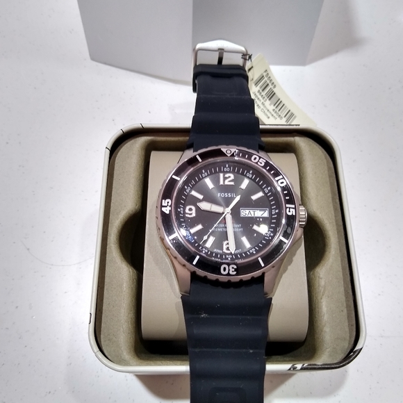 Fossil Brand New Men's Watch - Picture 2 of 8